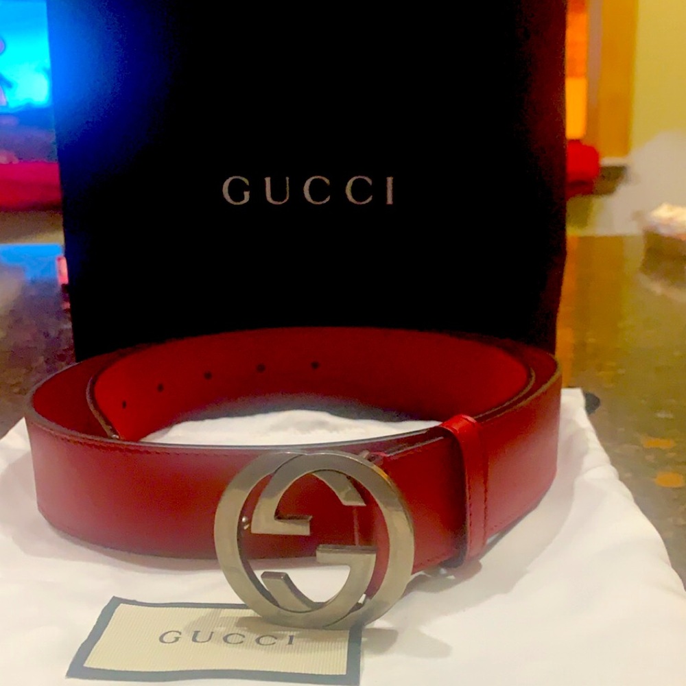 Gucci belt red strap silver Gucci Buckle!